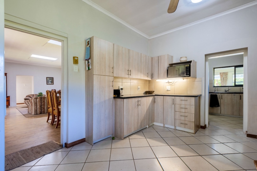 Commercial Property for Sale in Harkerville A H Western Cape